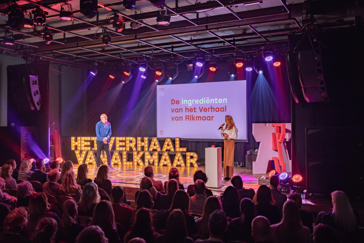 Een van de vele prachtstraatjes in Alkmaar